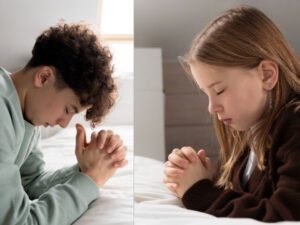 Como devemos orar - imagem mostra 2 jovens em casas separadas, no quarto orando